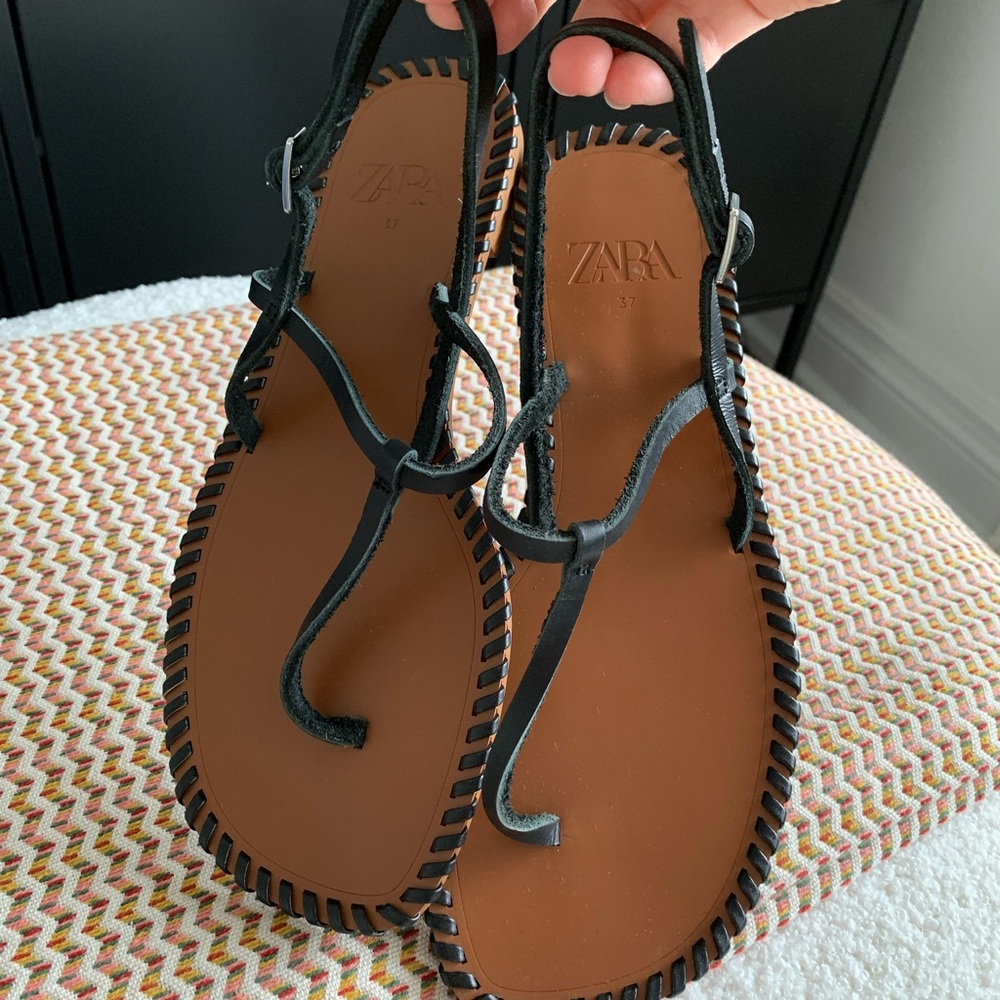 Zara Black Leather Minimalist Strappy Sandals